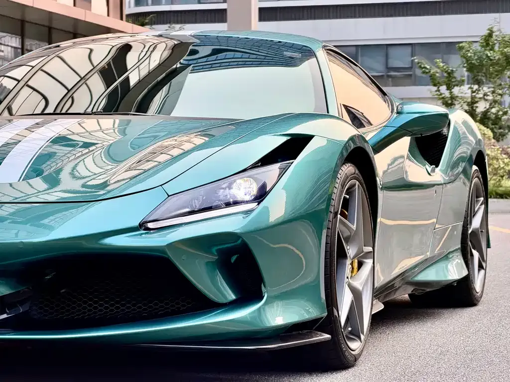 Ferrari F8 — фото 7
