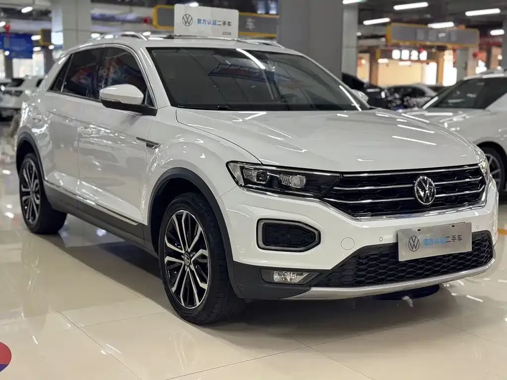 Volkswagen T-Roc — фото 2
