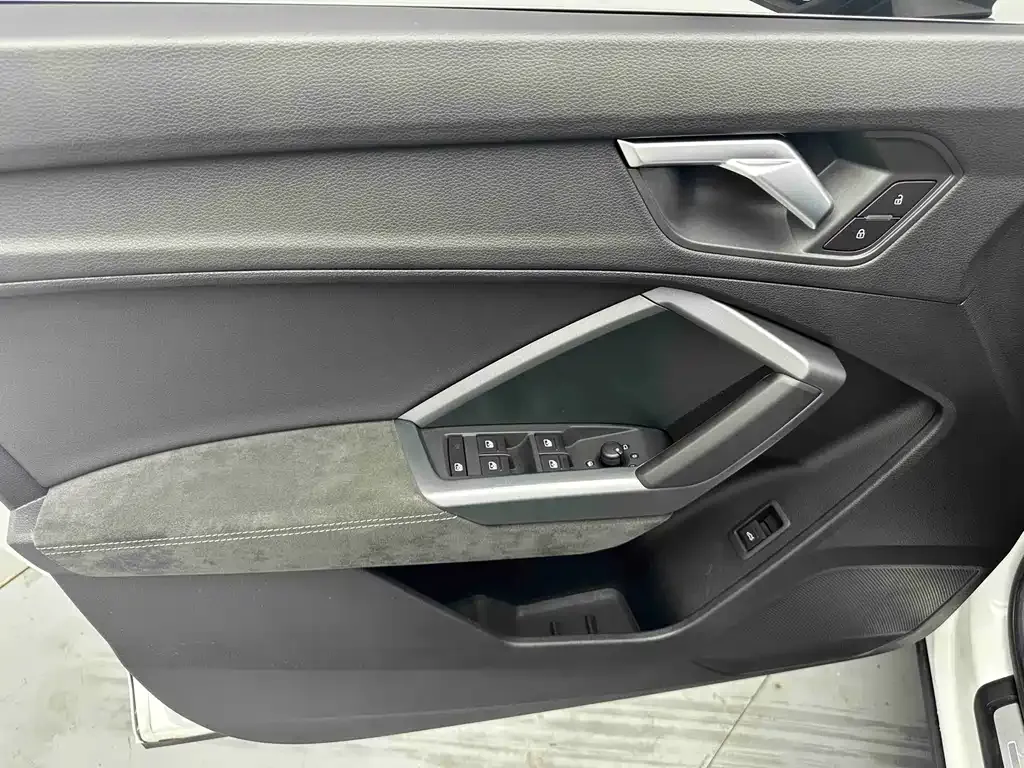 Audi Q3 Sportback 2022 из CN, фото 10