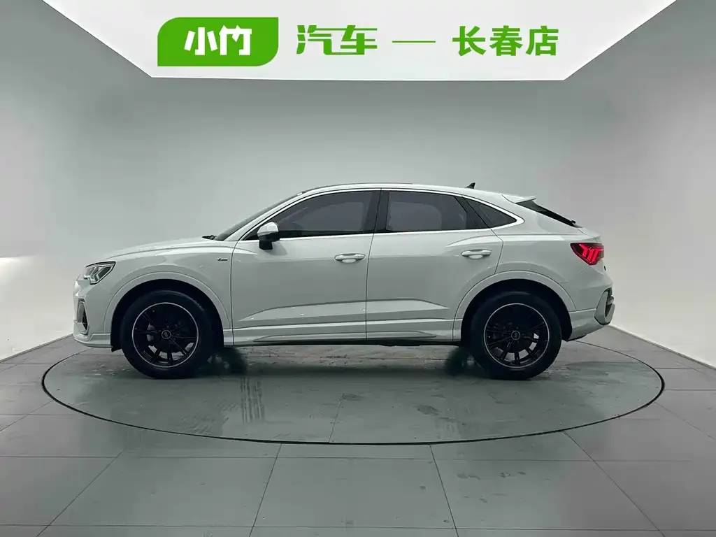 Audi Q3 Sportback 2022 из CN, фото 4