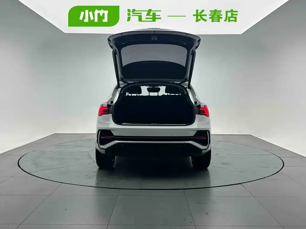 Audi Q3 Sportback 2022 из CN, фото 8