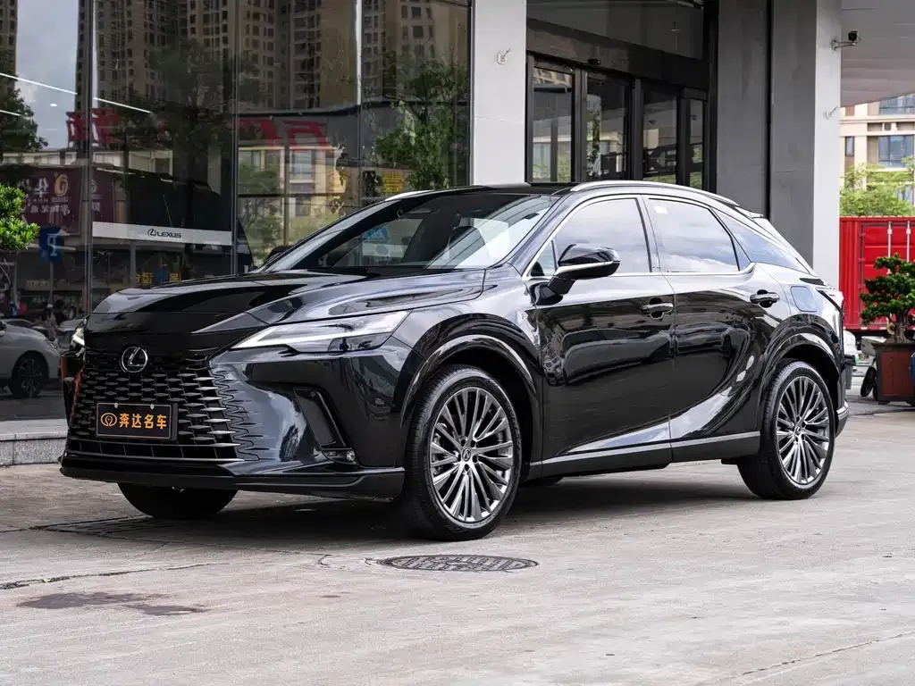 Lexus RX — фото 1