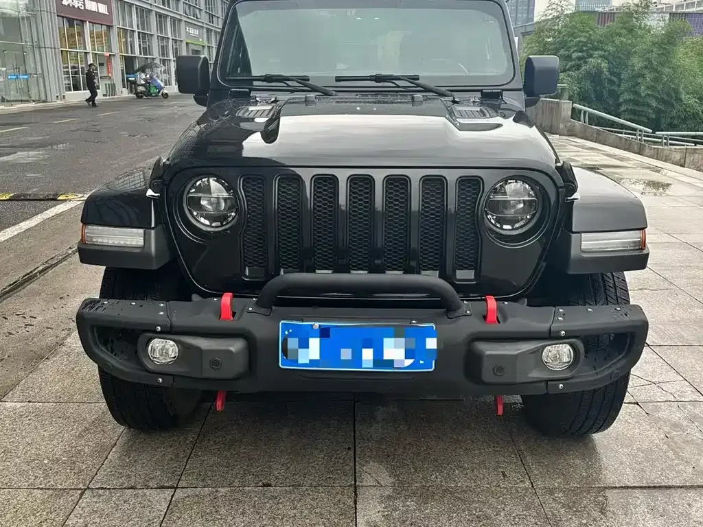 Jeep Wrangler 2023 из CN, фото 4