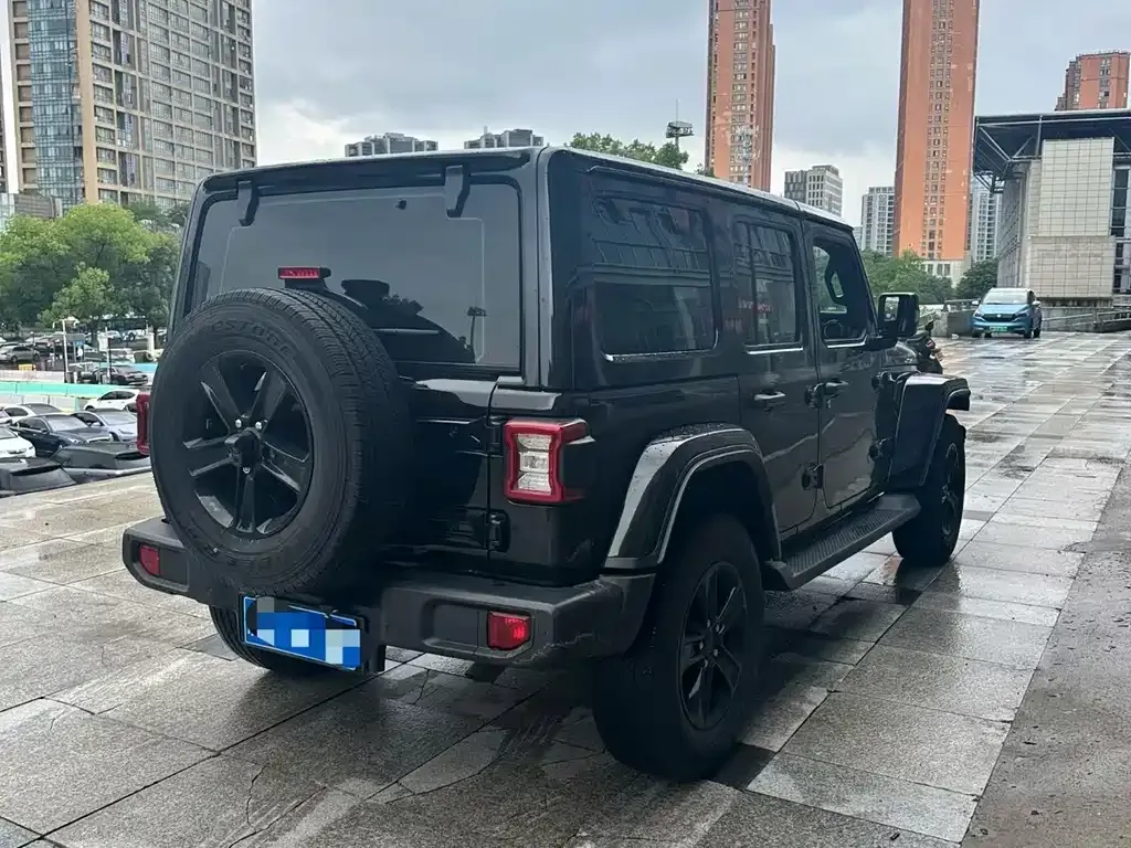 Jeep Wrangler 2023 из CN, фото 7