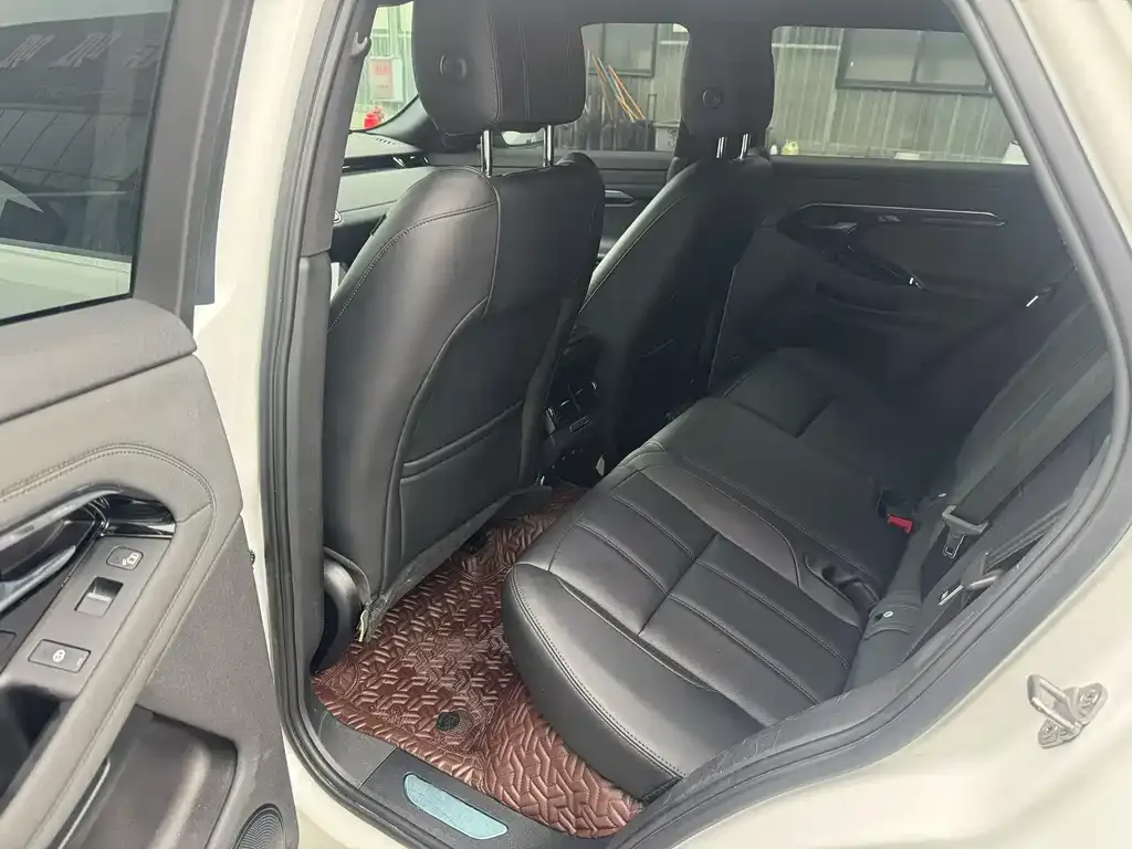 Land Rover Evoque — фото 8