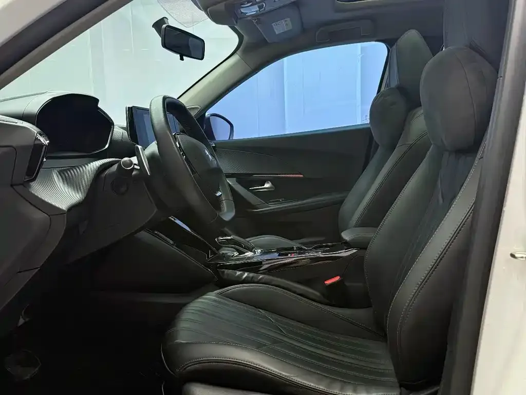 Peugeot 2008 2022 из CN, фото 4