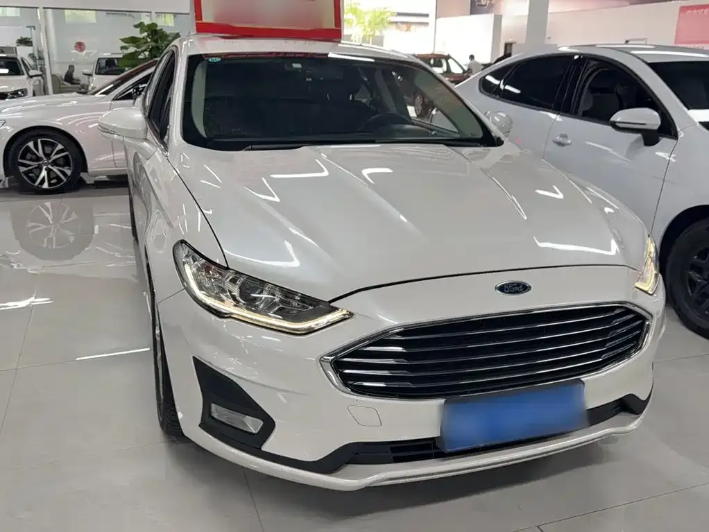 Ford Mondeo — фото 6