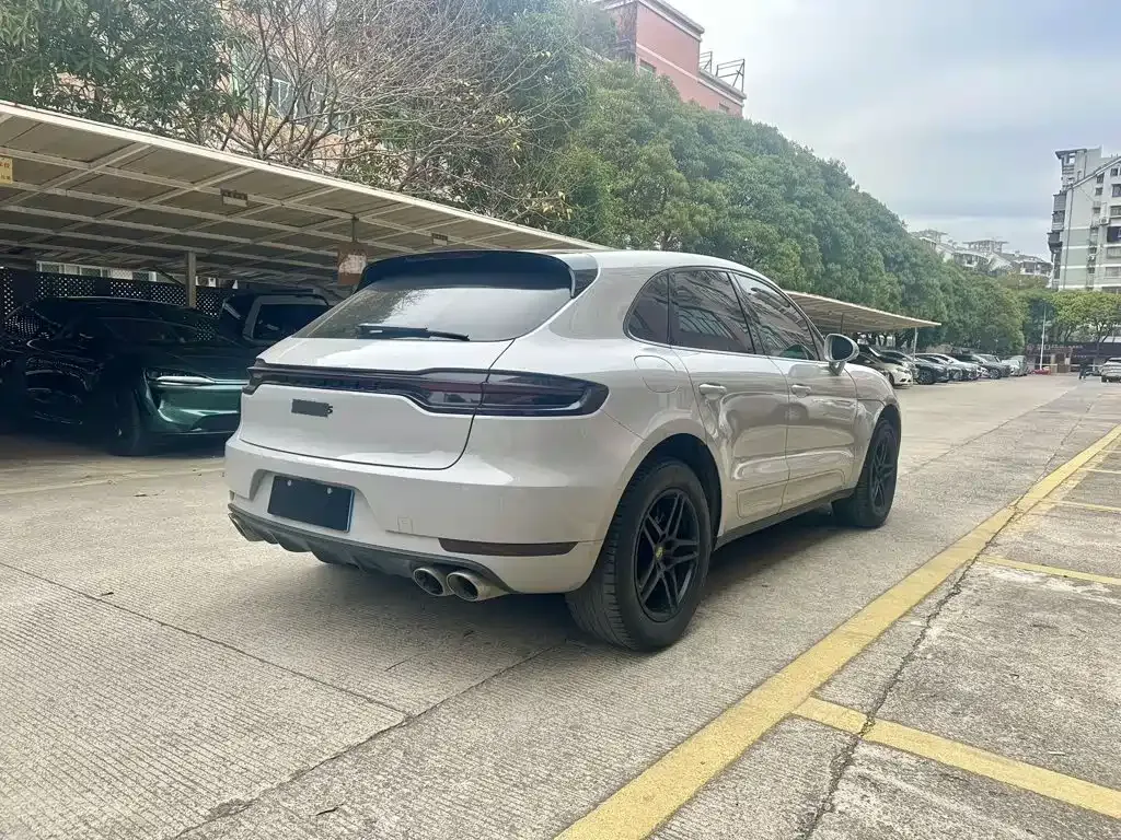Porsche Macan — фото 7