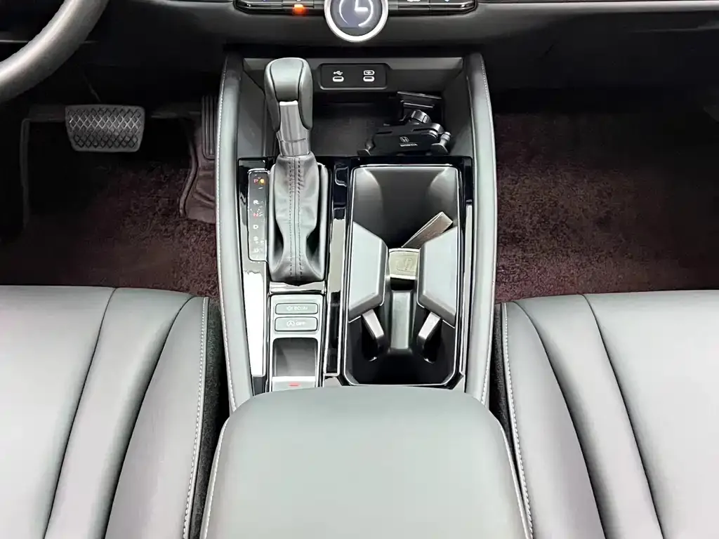 Honda Inspire — фото 2