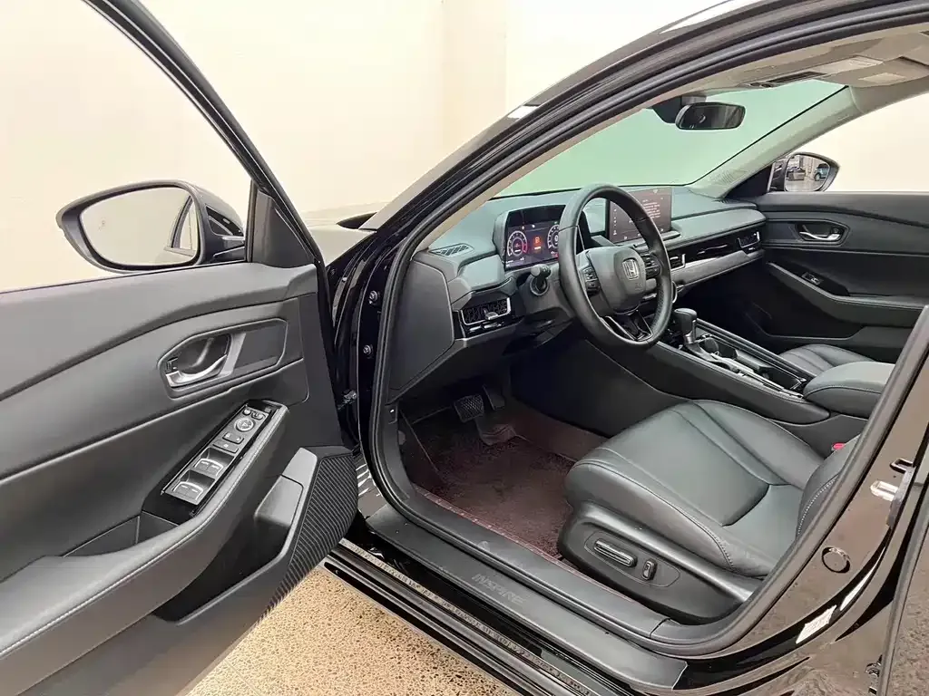 Honda Inspire — фото 5