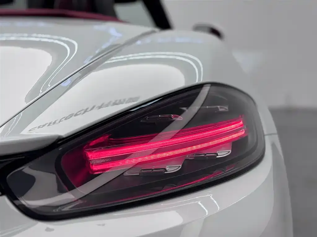 Porsche 718 — фото 10