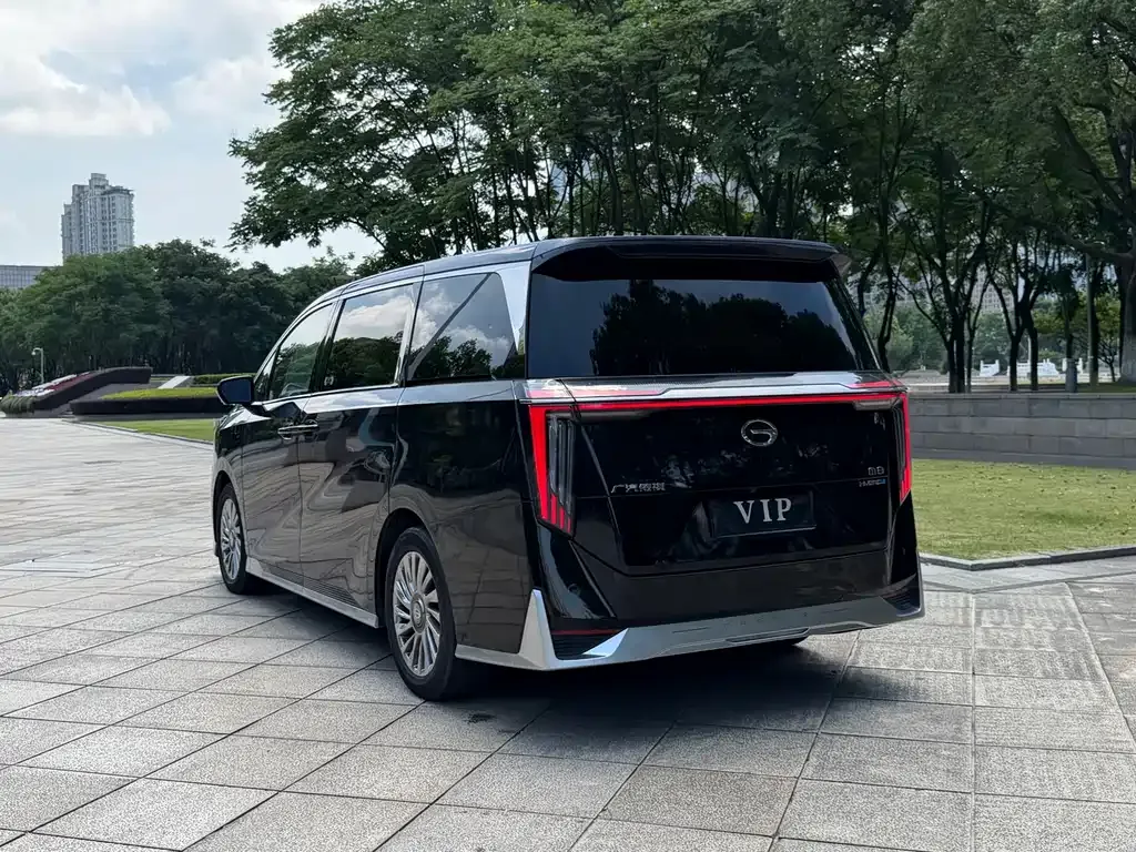 GAC Motor Trumpchi M8 — фото 9