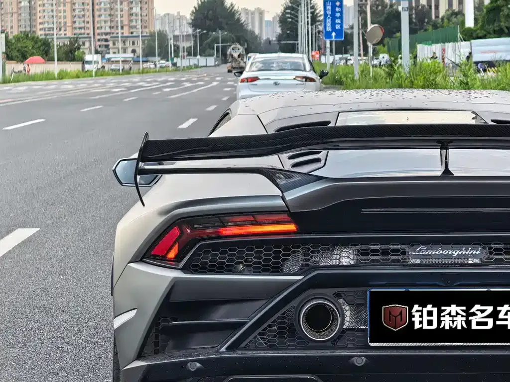 Lamborghini Huracan — фото 4