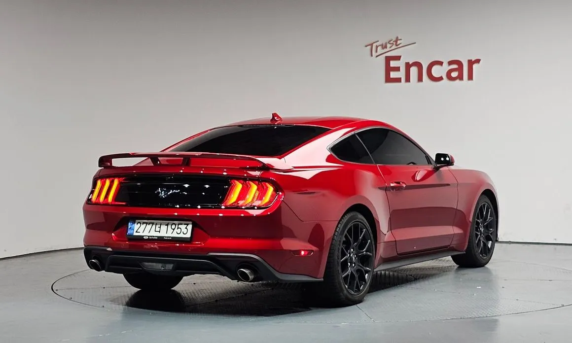 Ford Mustang 2022 из KR, фото 2