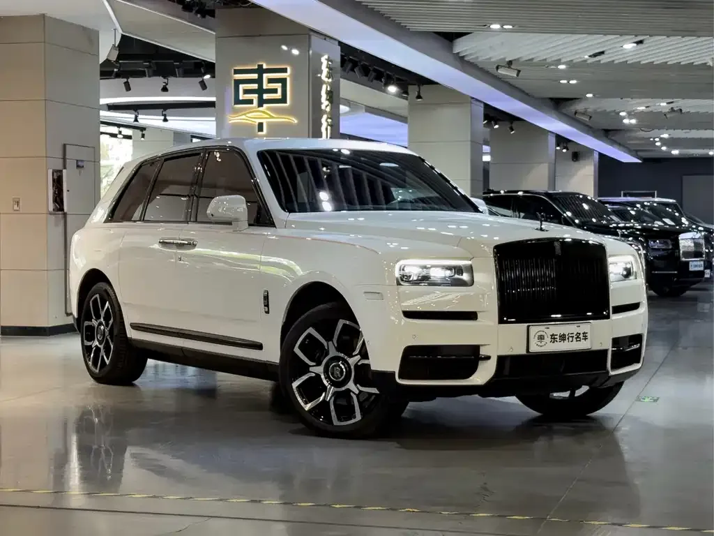 Rolls-Royce Cullinan — фото 6