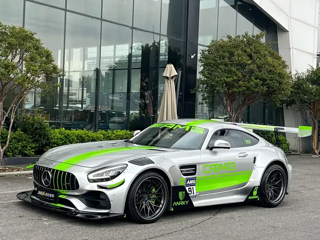 Mercedes-Benz AMG GT — фото 1