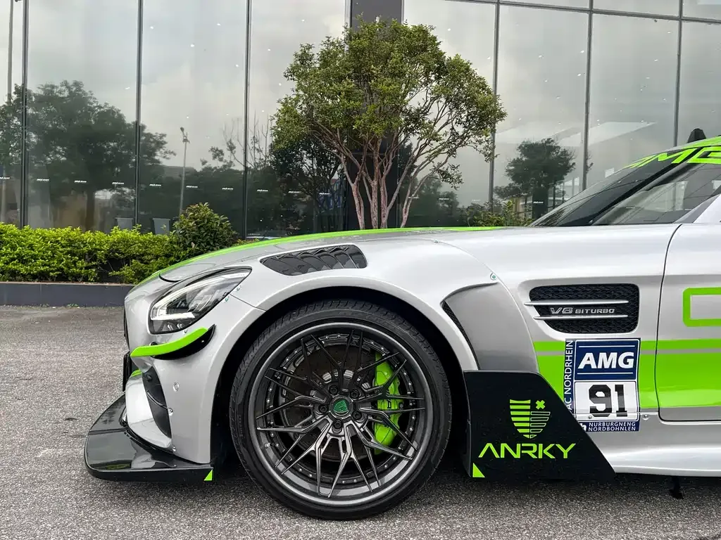 Mercedes-Benz AMG GT — фото 8