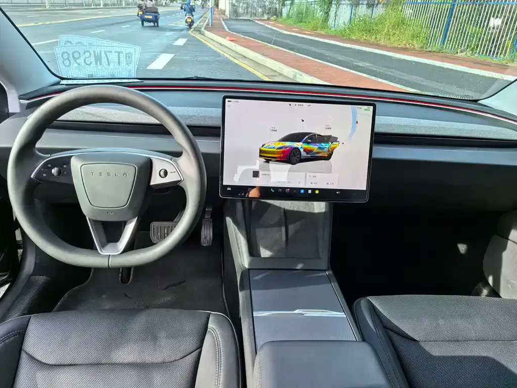Tesla Model 3 — фото 2
