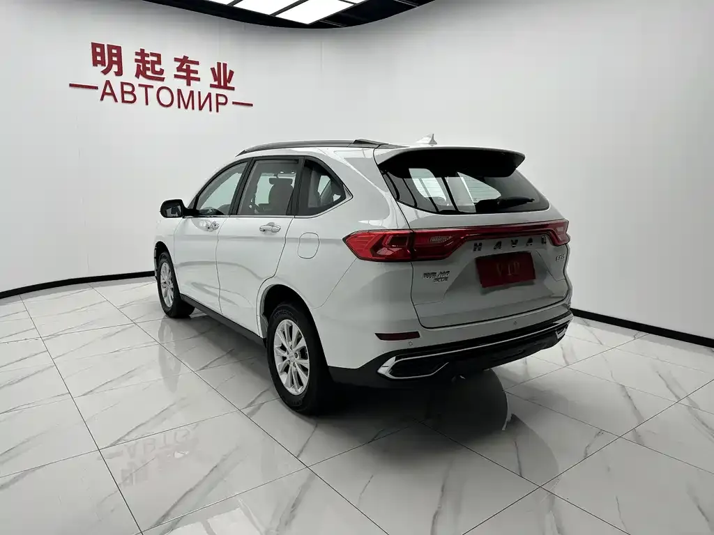 Haval M6 — фото 10