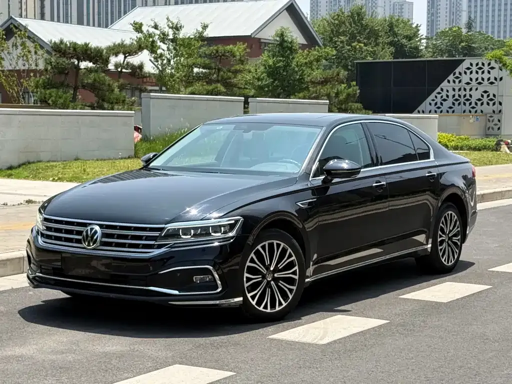 Volkswagen Phideon — фото 1