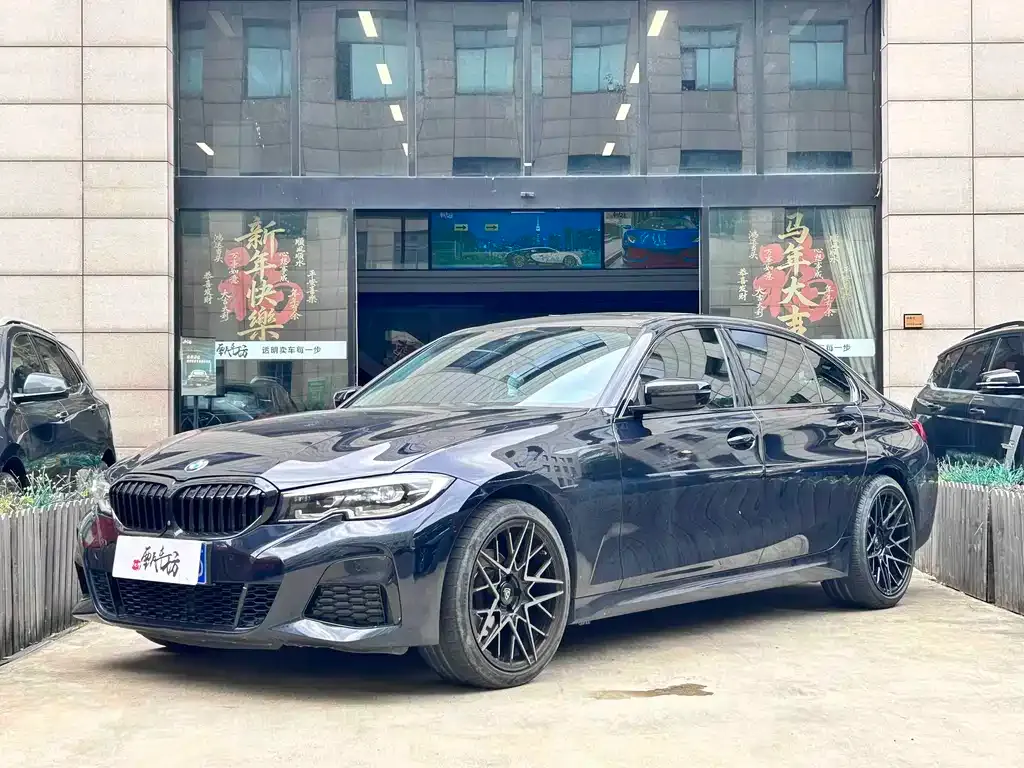 BMW 3 Series — фото 1