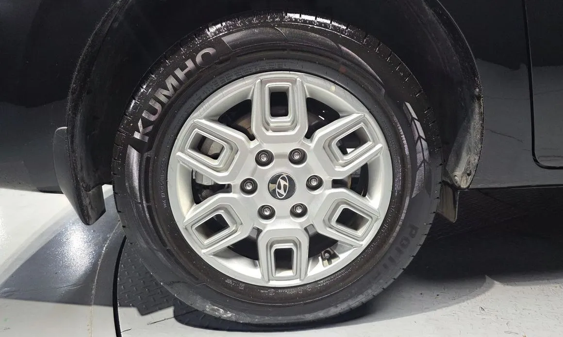 Hyundai Staria — фото 2