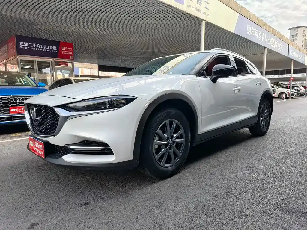 Mazda CX-4 — фото 1