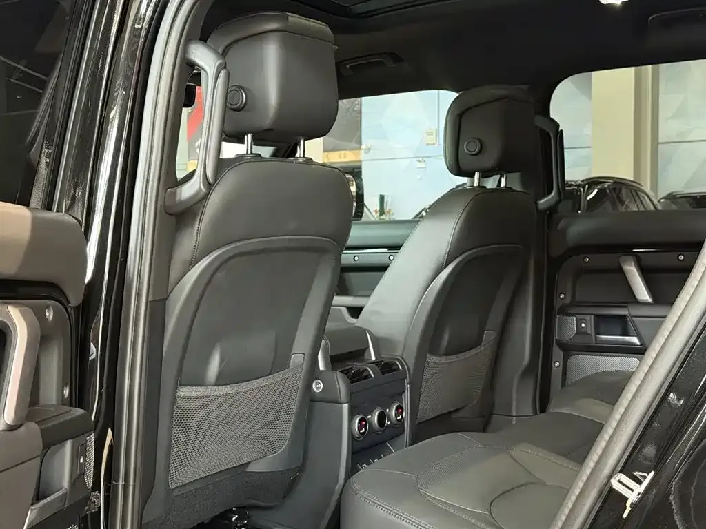 Land Rover Defender — фото 5