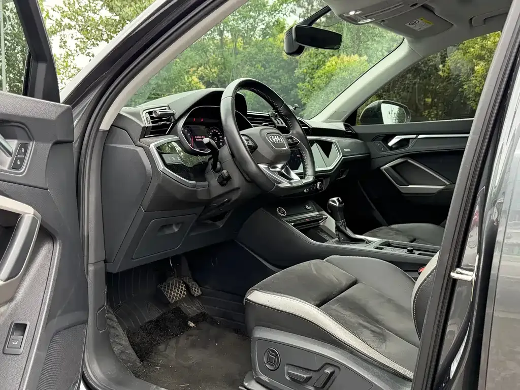 Audi Q3 2021 из CN, фото 9