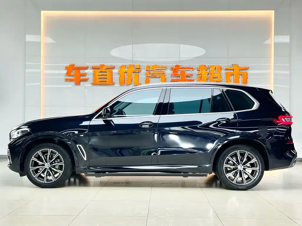 BMW X5 — фото 10