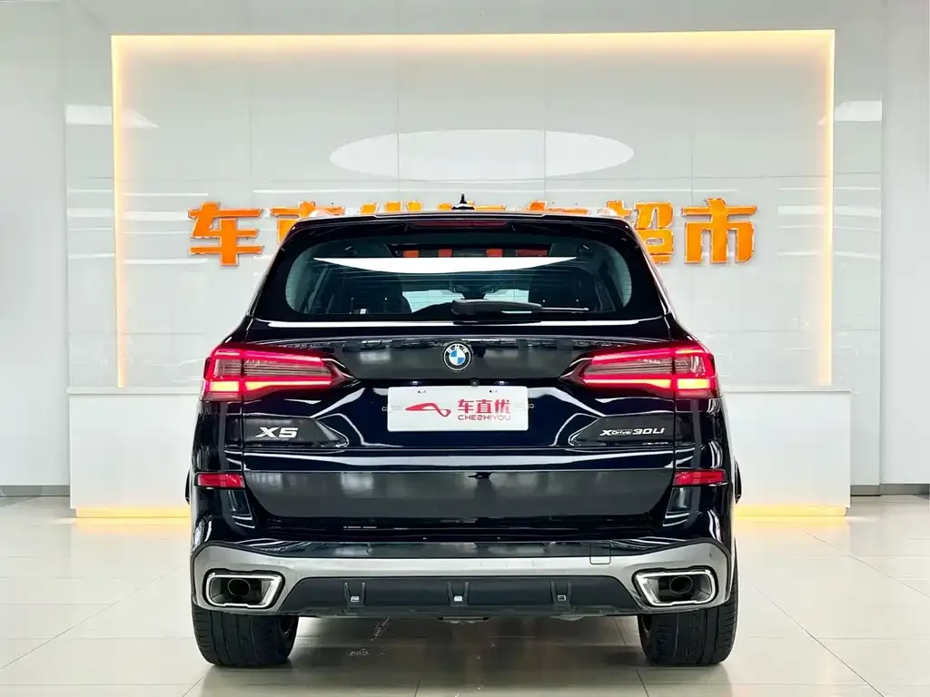 BMW X5 — фото 6
