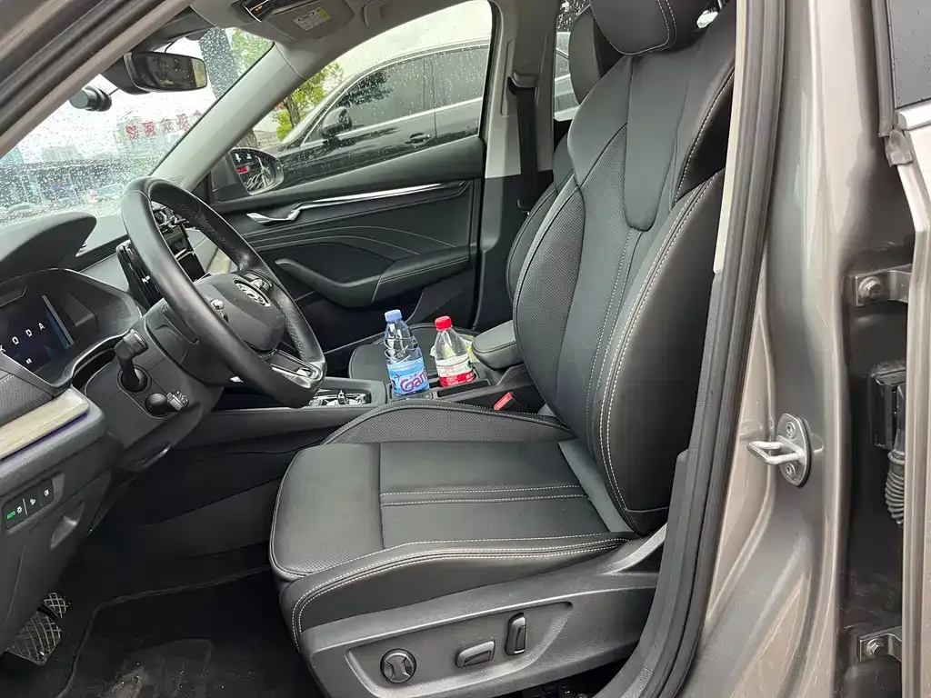 Skoda Octavia — фото 5