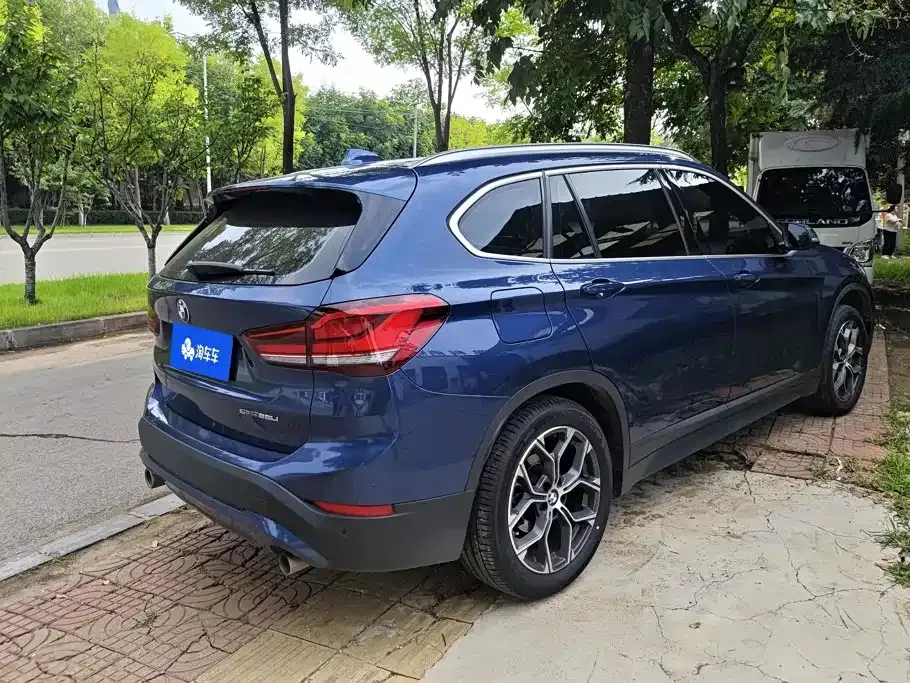BMW X1 — фото 7