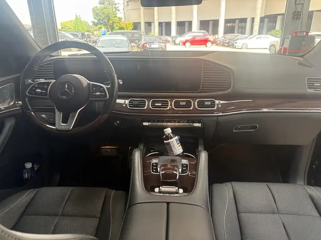 Mercedes-Benz GLS — фото 3