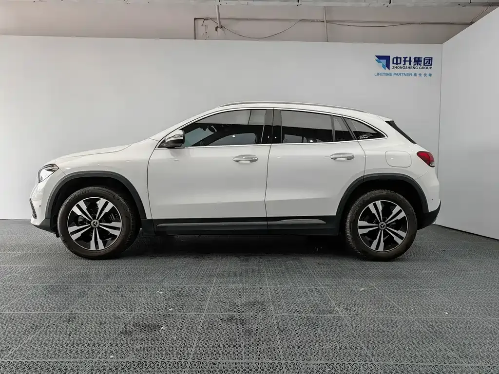 Mercedes-Benz GLA — фото 10