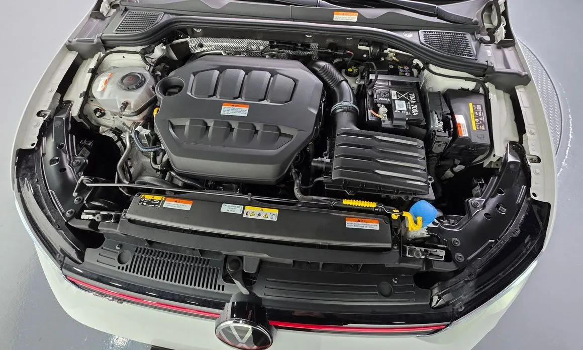 Volkswagen Golf 2024 из KR, фото 10