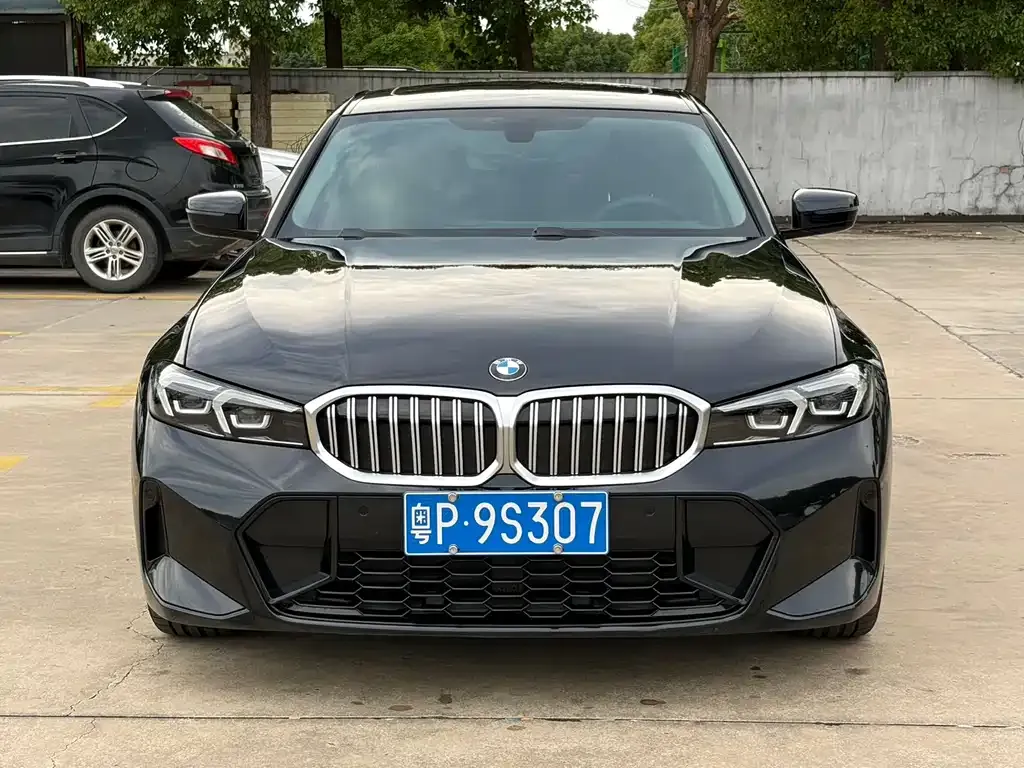 BMW 3 Series — фото 1