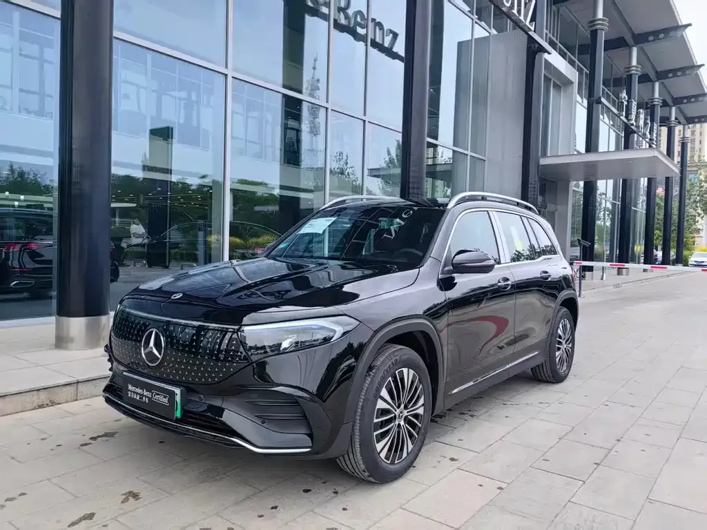 Mercedes-Benz EQB