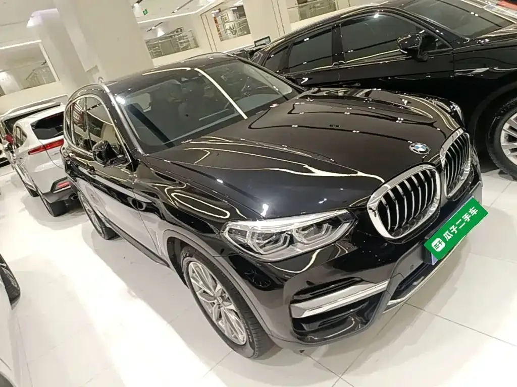 BMW X3 — фото 10