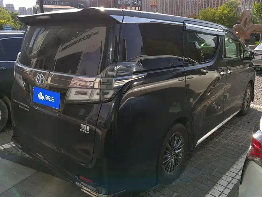 Toyota Vellfire — фото 7
