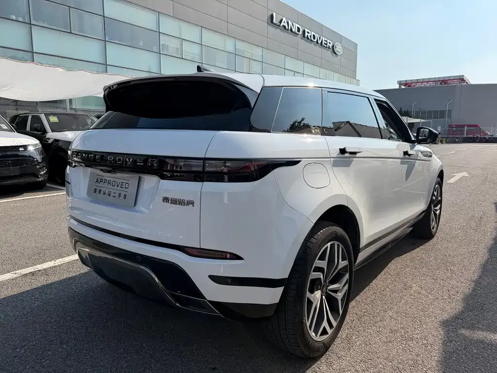 Land Rover Evoque — фото 10