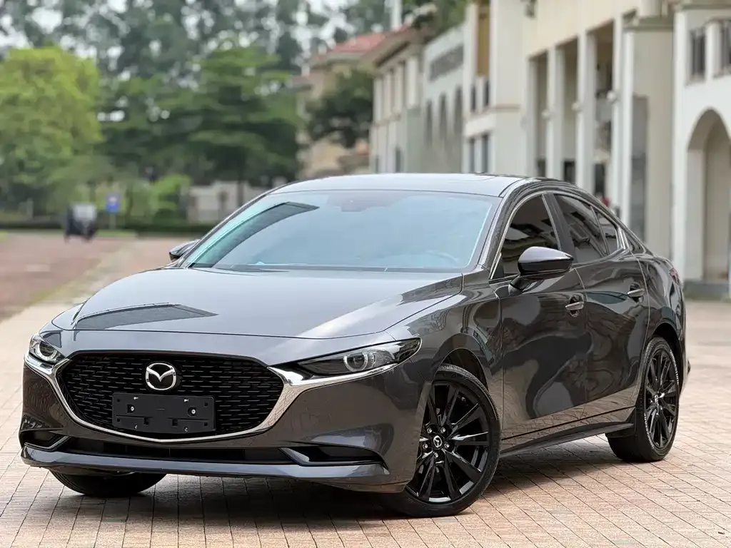 Mazda 3 Axela — фото 1