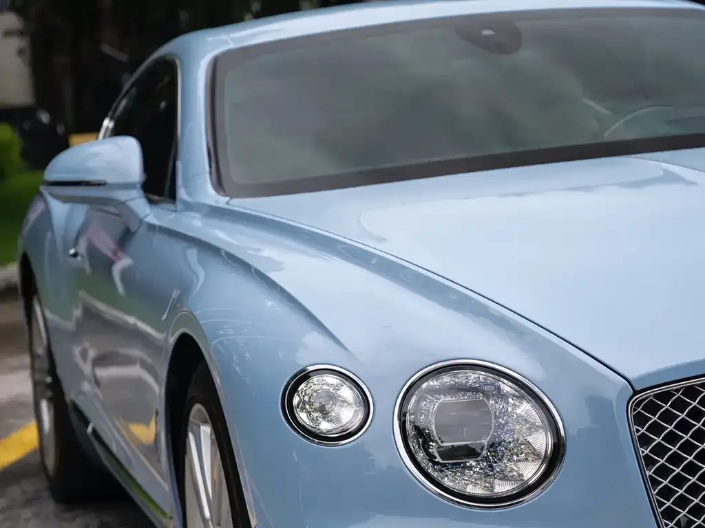Bentley Continental — фото 4