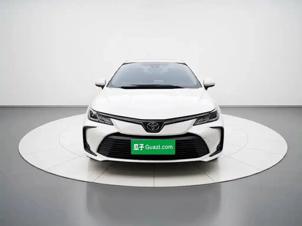 Toyota Corolla — фото 2