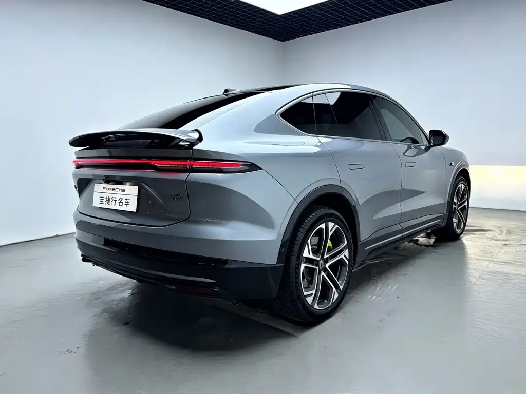 NIO EC6 — фото 10