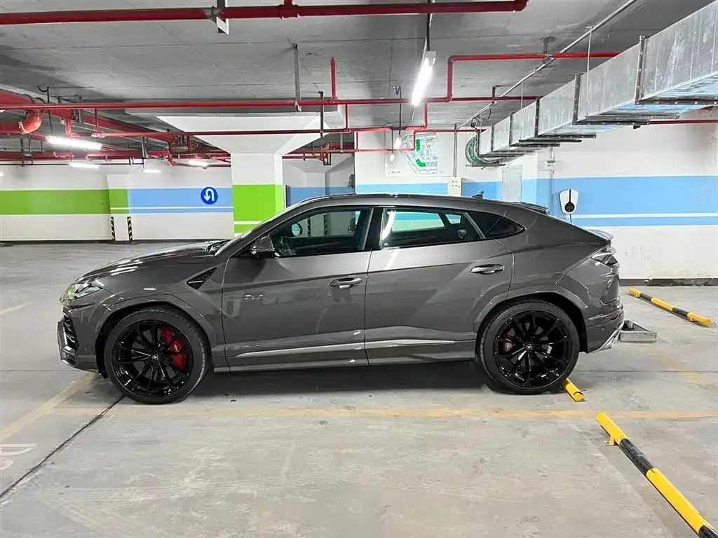 Lamborghini Urus — фото 5
