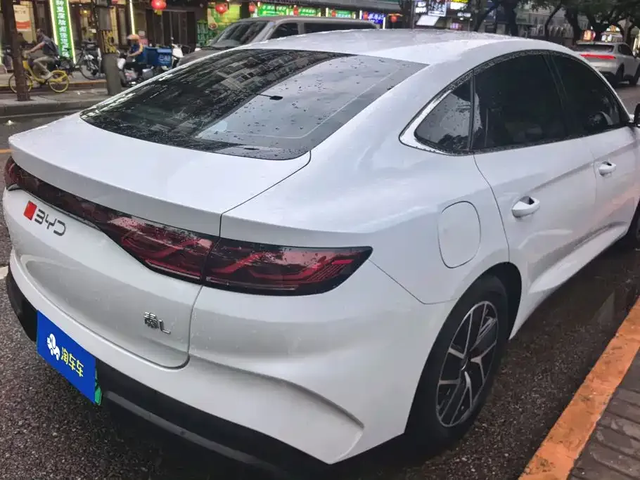 BYD Qin L — фото 3