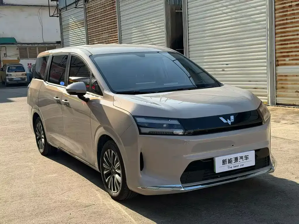 Wuling Starlight 730 New Energy — фото 6