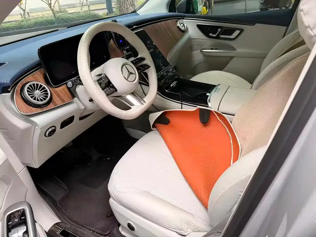 Mercedes-Benz EQE SUV 2024 из CN, фото 6