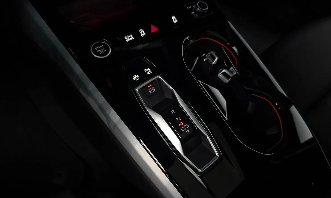 Audi A5 2025 из KR, фото 2